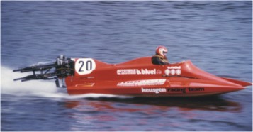 Keusgen Racing Team Powerboat 2